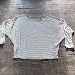 Elegant White Striped Crop Sweater